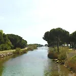Sejour Paisible Avec Piscine Et Vue Sur Le Λα Γκραντ-Μοτ