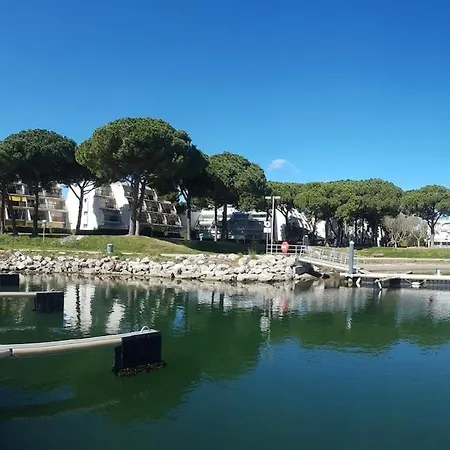 Διαμέρισμα Sejour Paisible Avec Piscine Et Vue Sur Le Λα Γκραντ-Μοτ