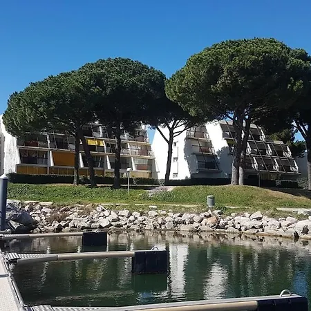 Sejour Paisible Avec Piscine Et Vue Sur Le *